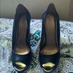 Bcbg clunkie heel shoe. 8 1/2
